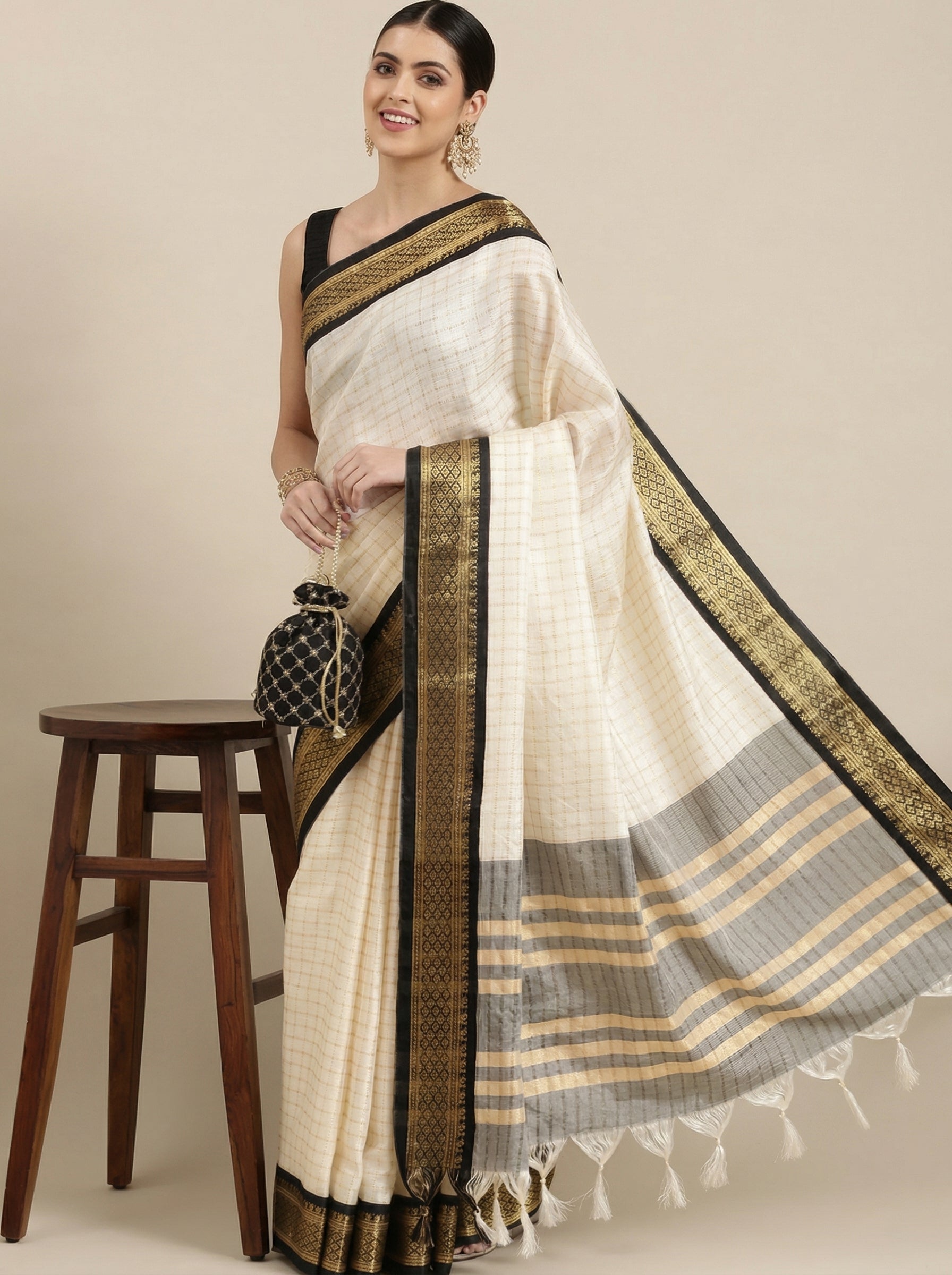 Ethnic Motifs Zari Art Silk Saree