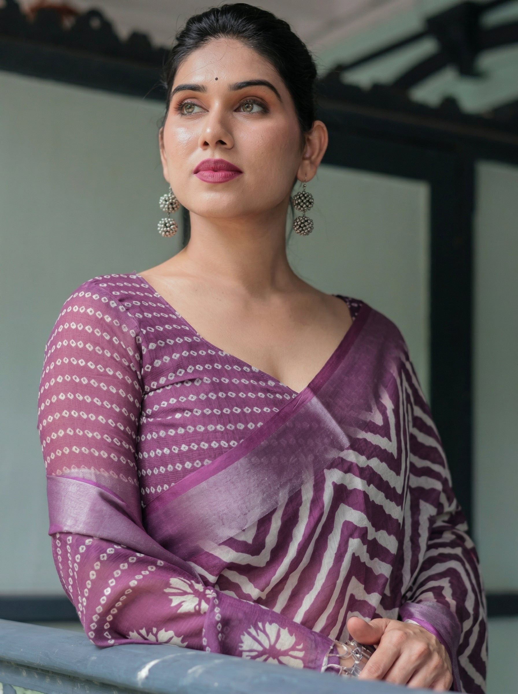 Women's Floral Digital Printed Lilen Blouses Sarees